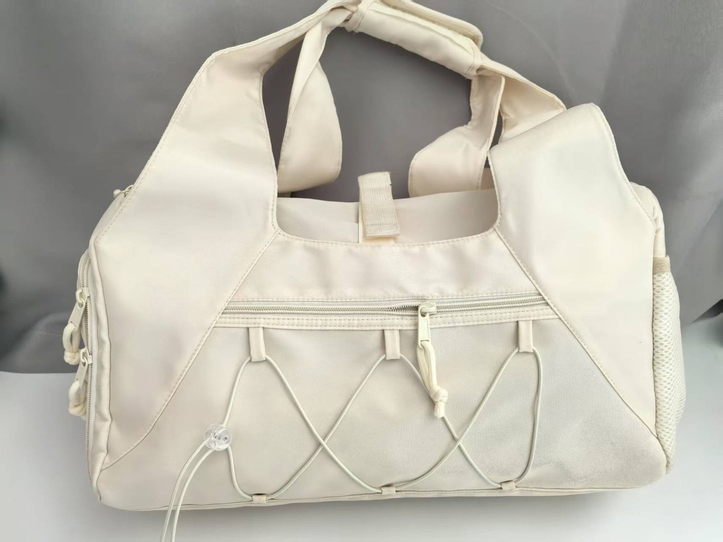 Fitness Bag with large capacity shoes compartment