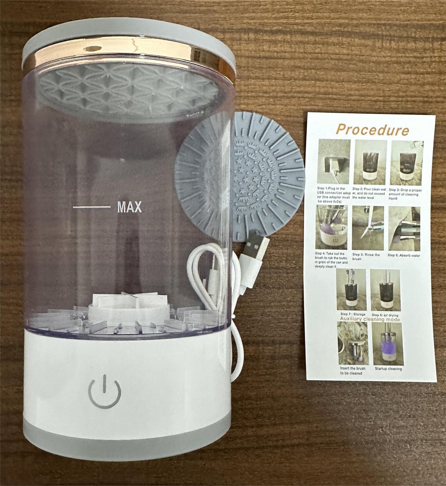 Automatic makeup brush cleaner - cleaning and drying two-in-one