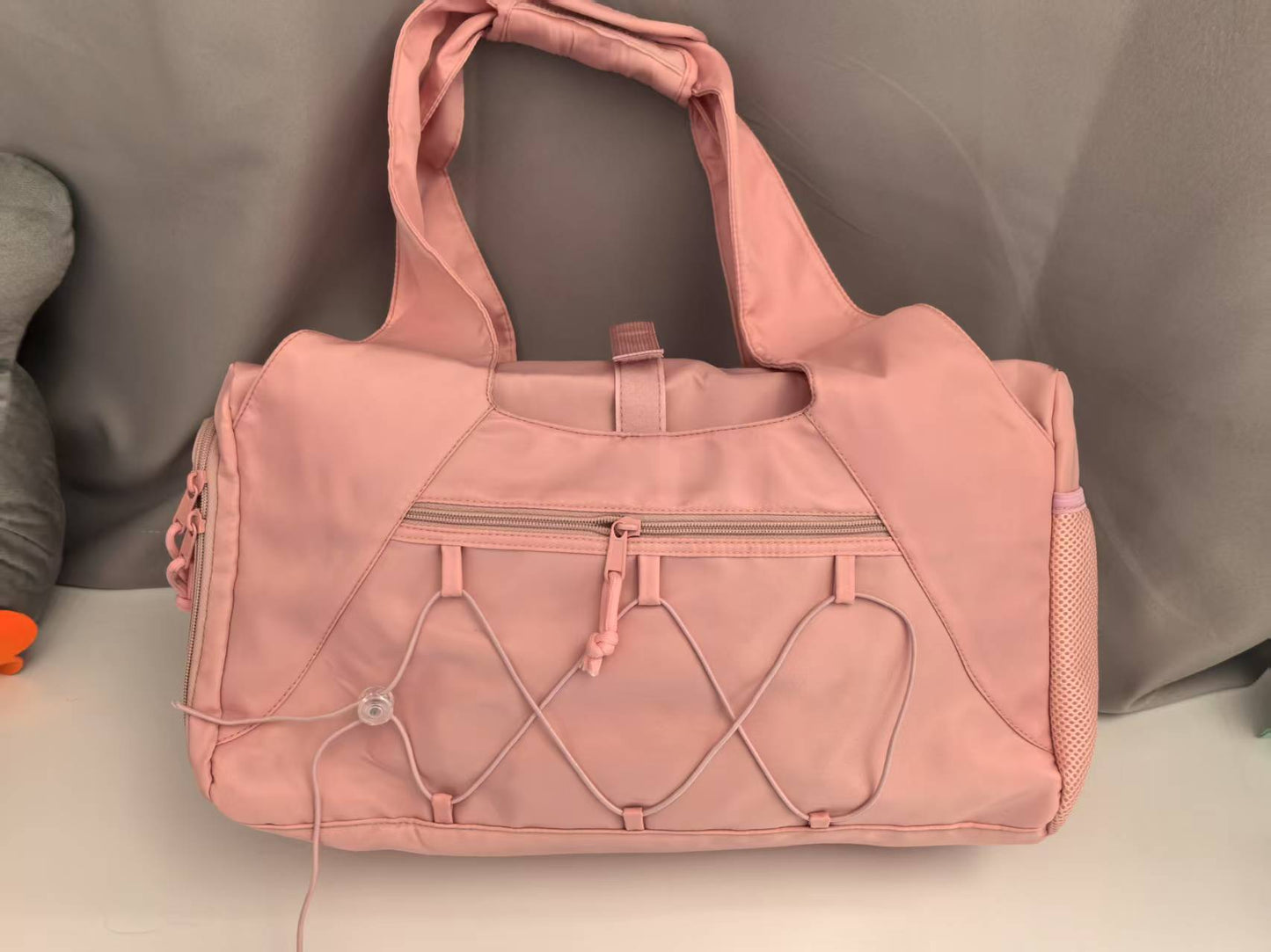 Fitness Bag with large capacity shoes compartment
